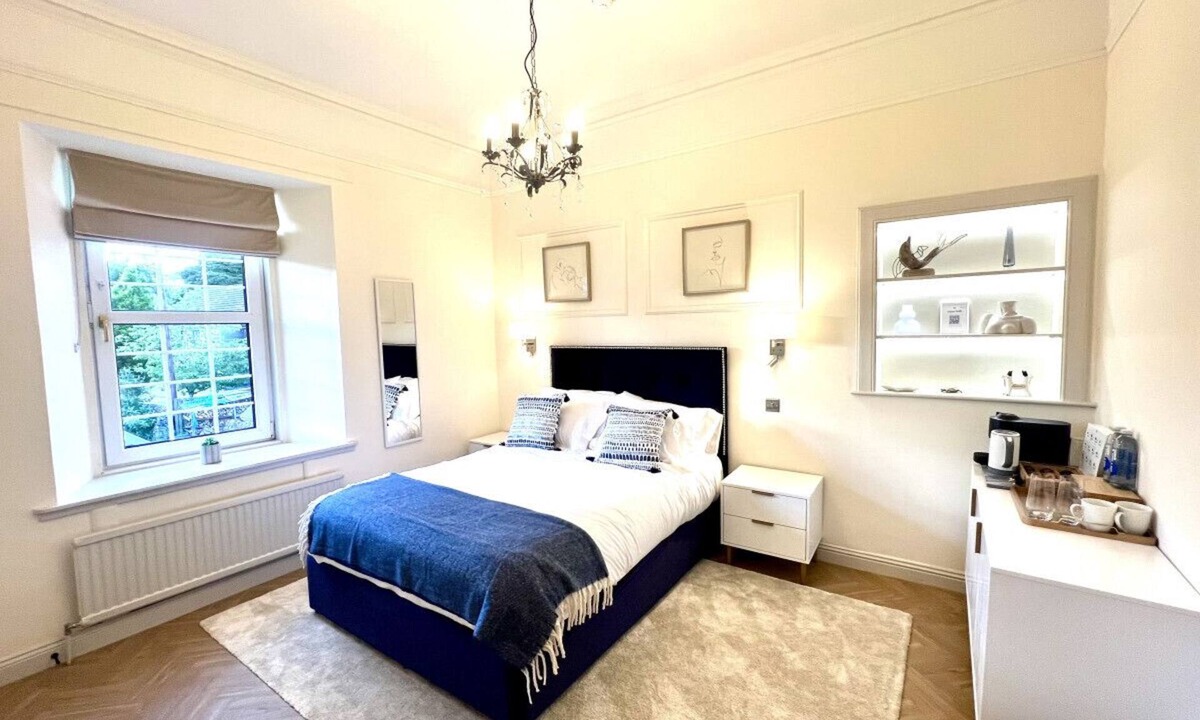 Auchterarder Apartment | Smaller Suite in ApartNest ApartHotel Auchterarder