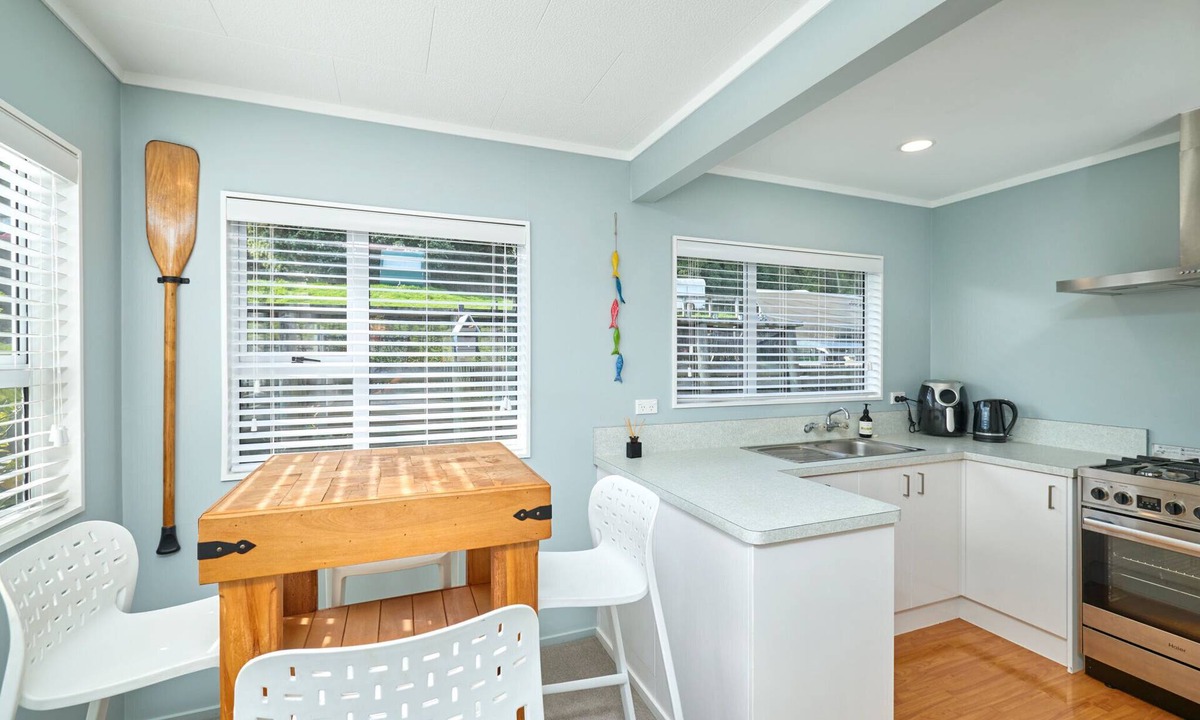 South Bay House | South Bay | Cosy | BBQ Area - KK61334