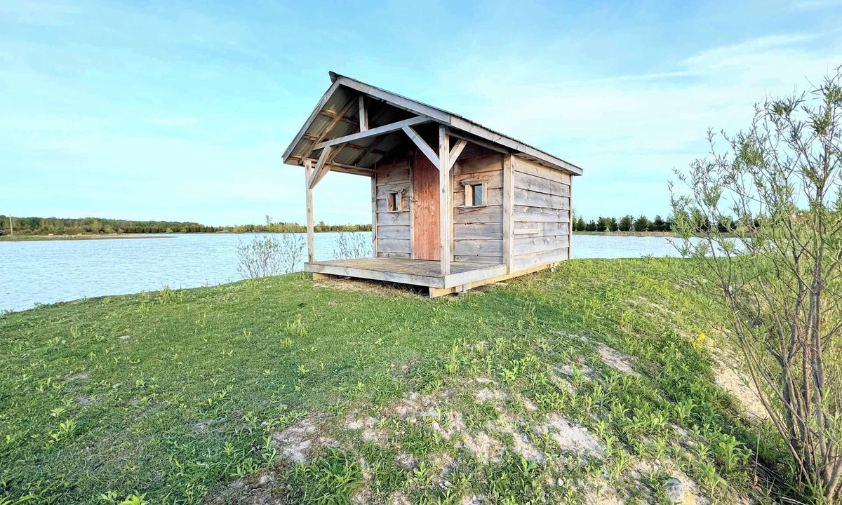 North Perth Cabin | South Cabins - Private Island