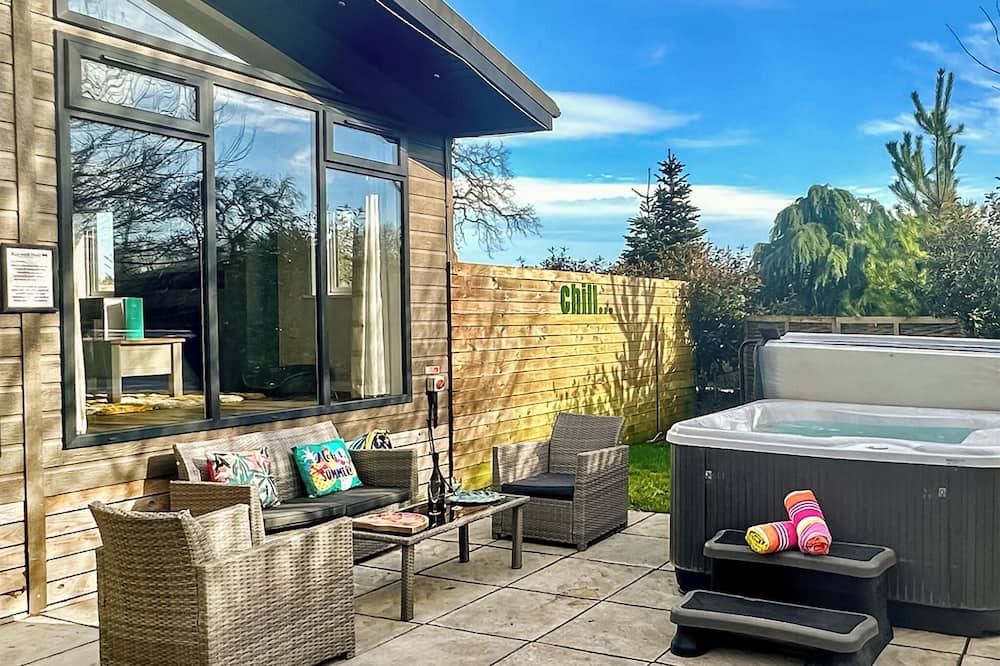 Raywell Ski Chalet | Spa Harmony (Pet Garden)