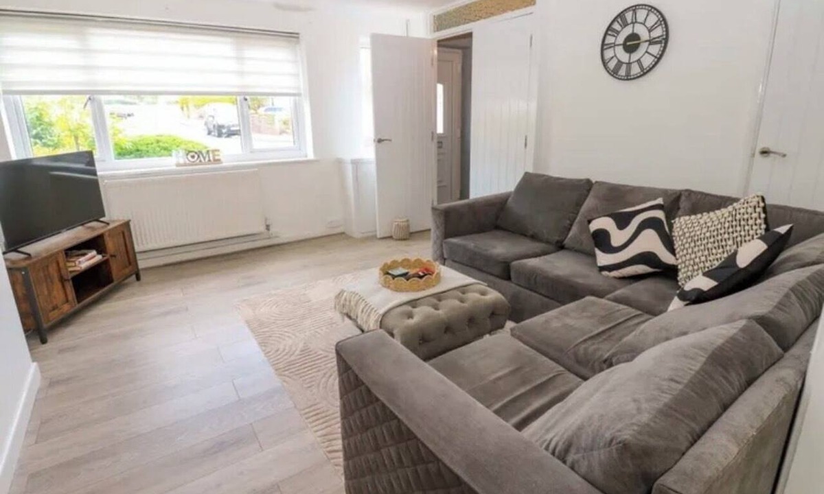 Blyth House | Spacious 3-Bed House Close to Beach & Newcastle