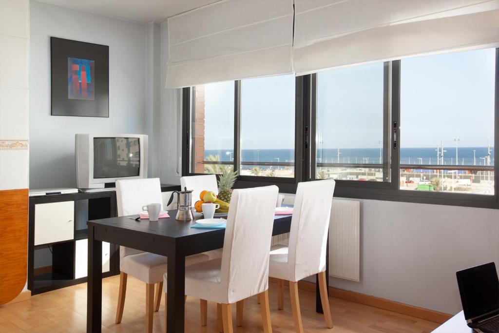 Diagonal Mar i el Front Maritim del Poblenou Apartment | Splash
