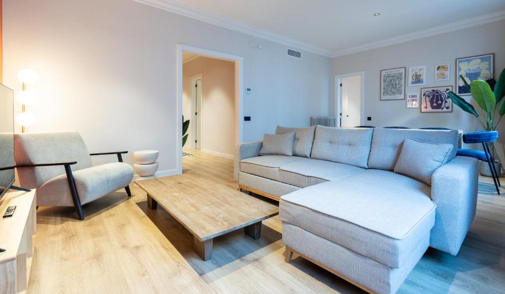 El Putget i Farro Apartment | Stay Unique Apartments Balmes II