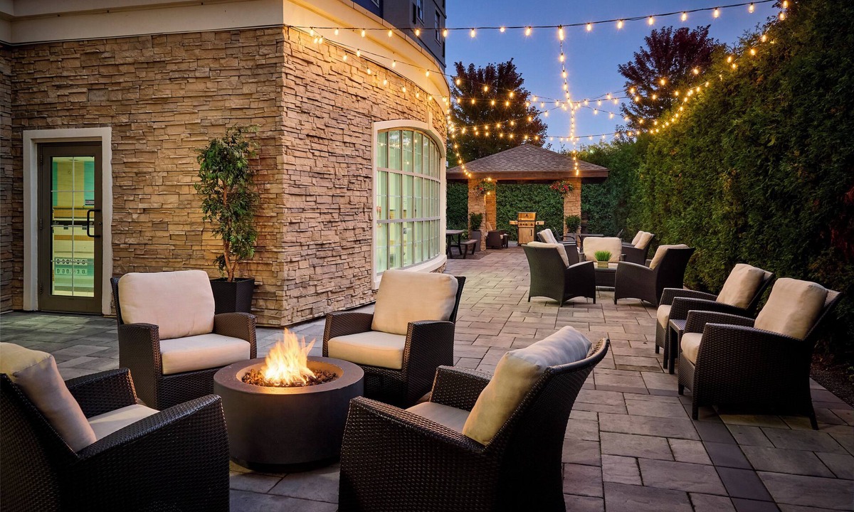 Oakville Hotel | Staybridge Suites Oakville by IHG
