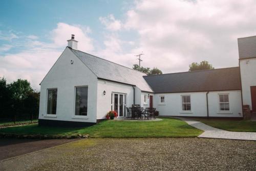 Strabane House | Strule Cottage