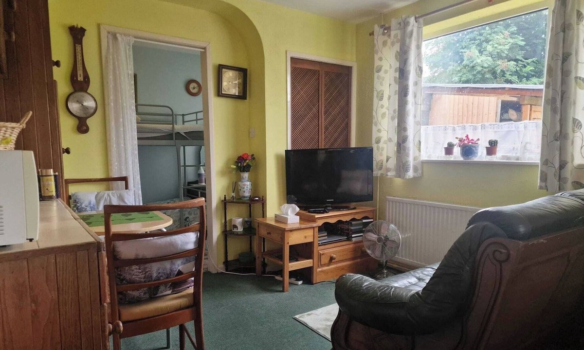 Kinoulton House | Studio-Annex-Private Entrance-Self Check-In