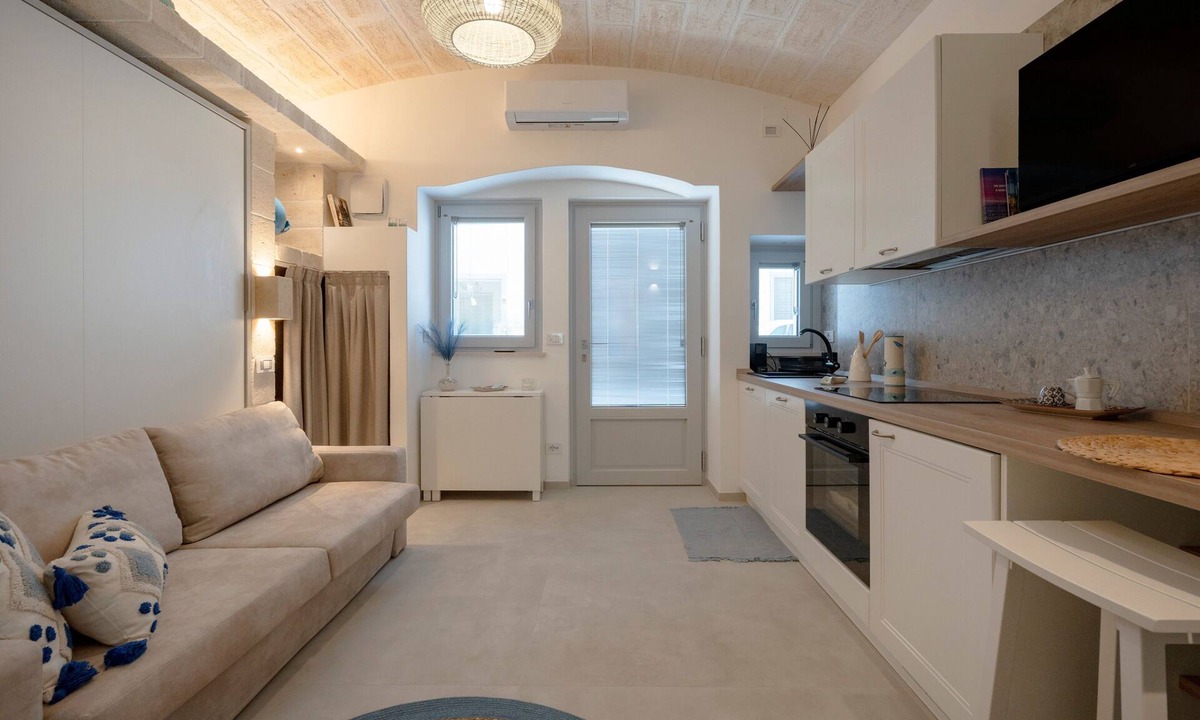 Savelletri Apartment | Studio Apartment 'Dimora Sofia, Charming House' with Wi-Fi and Air Conditioning