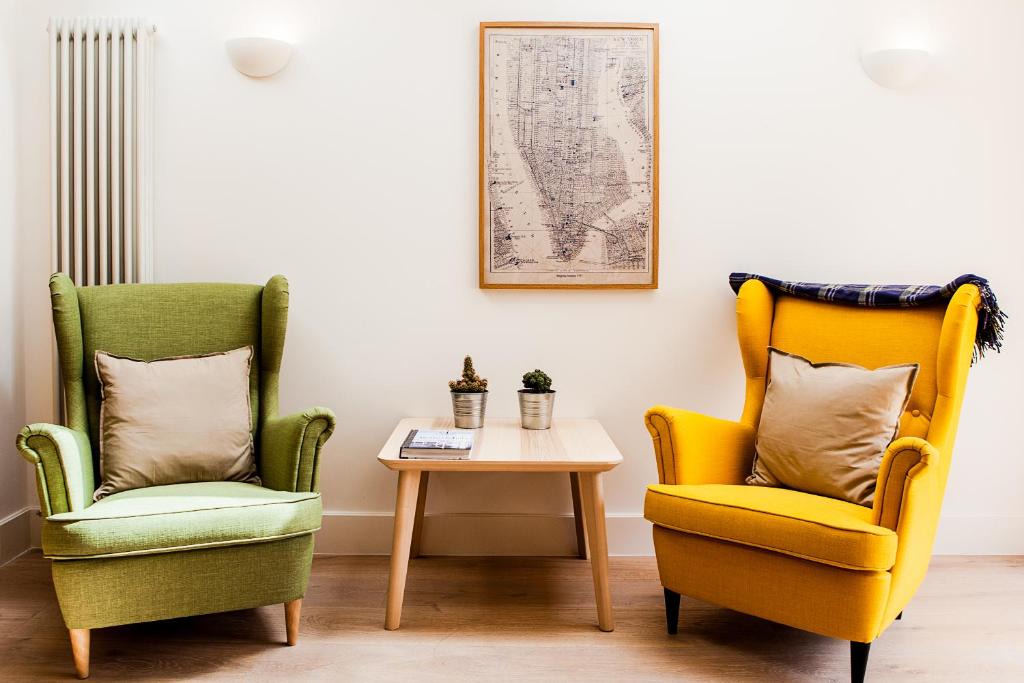 Newham Apartment | Stunning 4BD East London Apartment Sleeps 10