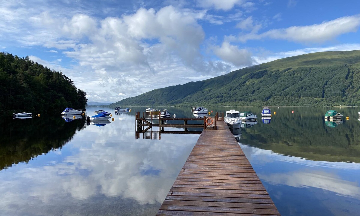 Rowardennan Cabin | Stunning Loch Lomond Views ~ A Peaceful Highland Retreat