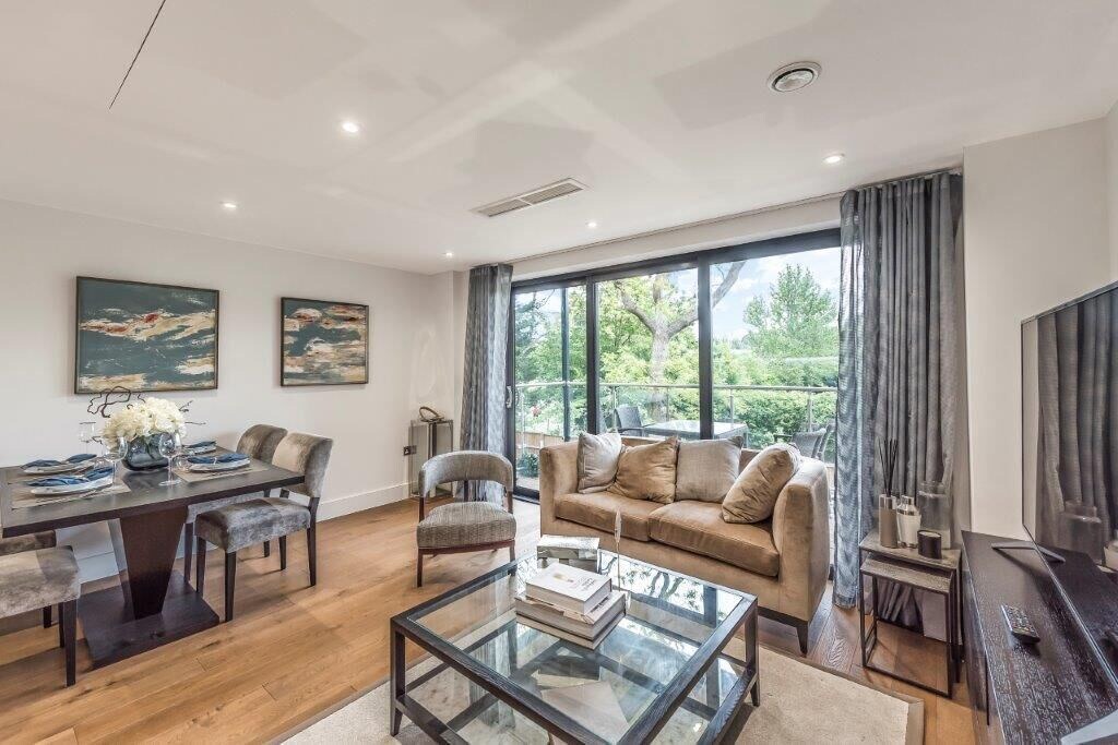 Childs Hill Apartment | Stunning Luxury 3 bed Apartment in Golders Green
