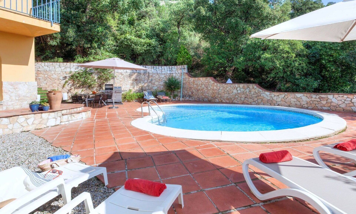 Santa Cristina de Aro House | Stunning private villa for 6 people with A/C, private pool, WIFI, TV and panoramic view