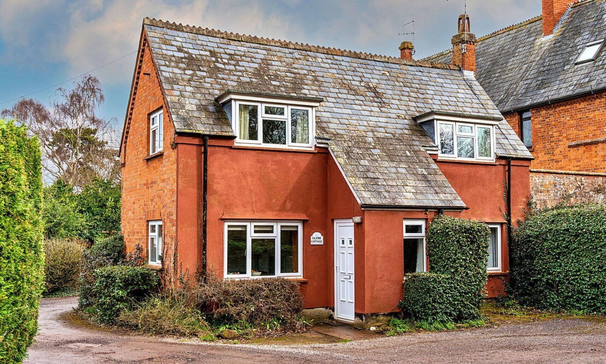 Wellington House | Stunning villa for 4 guests with WIFI and pets allowed