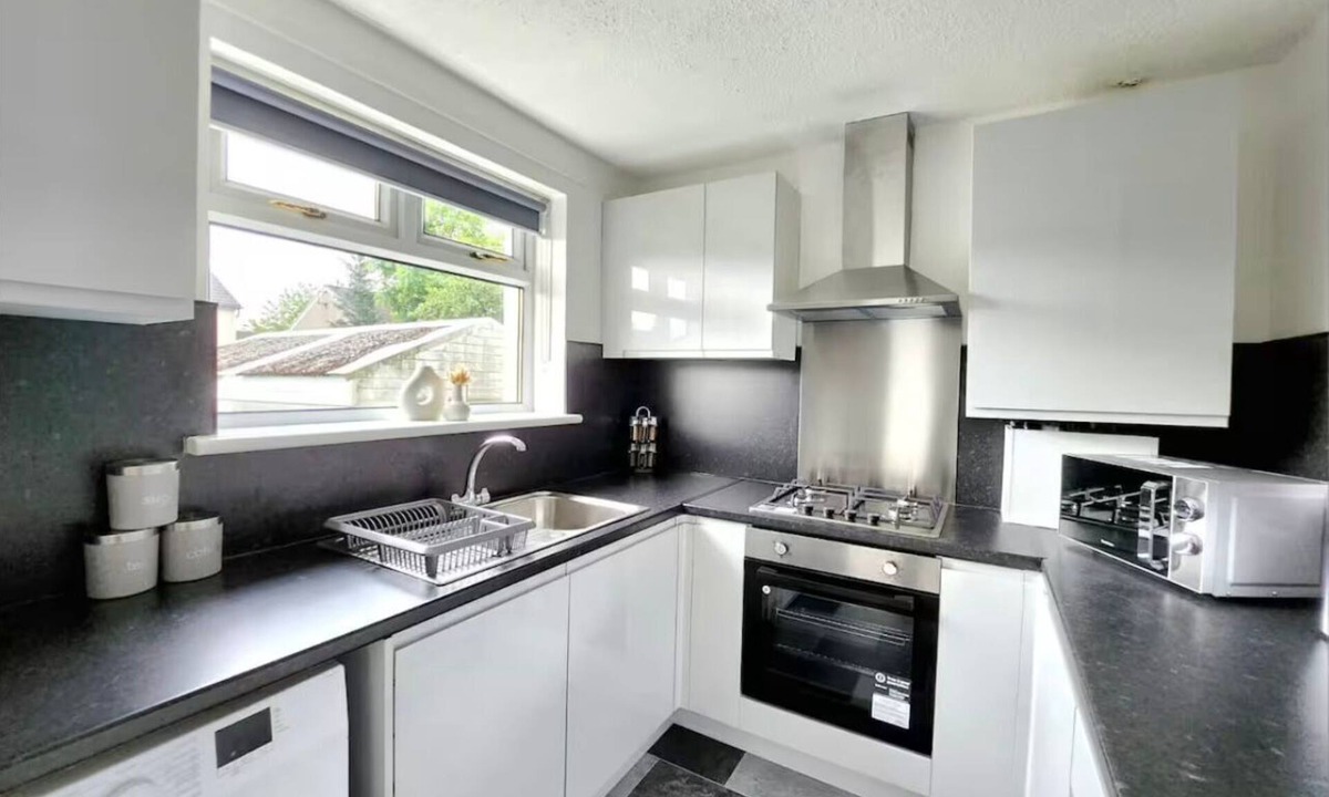 Newton Mearns House | Stylish 3 Bedroom House in Glasgow