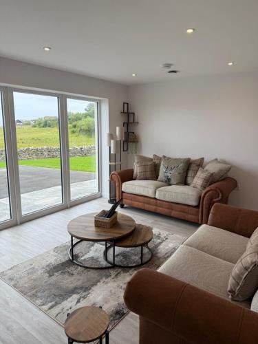 Saint Ola Villa | Stylish Cosy Stunning View Villa in Kirkwall, Free Parking and WiFi
