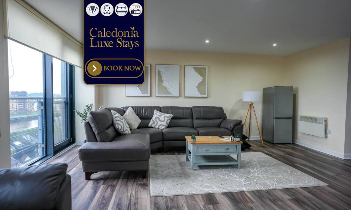 Glasgow Westend Apartment | Stylish Glasgow Apartment with Skyline View