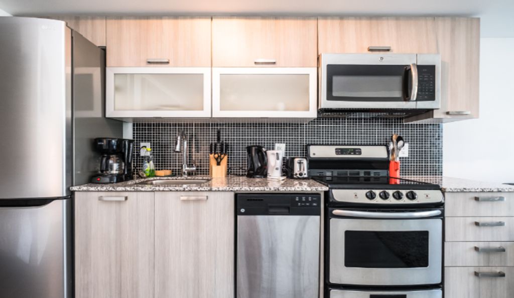 King West Village Apartment | Suite Queen West Abode
