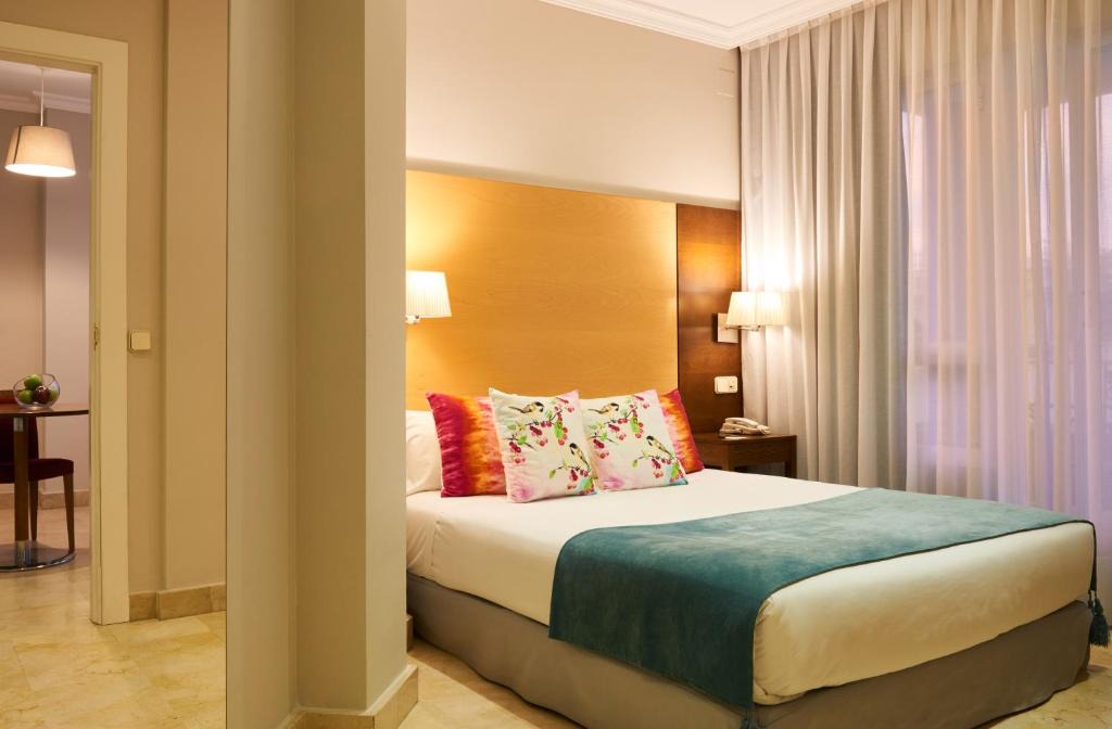 Castellana Hotel | Suites Barrio de Salamanca