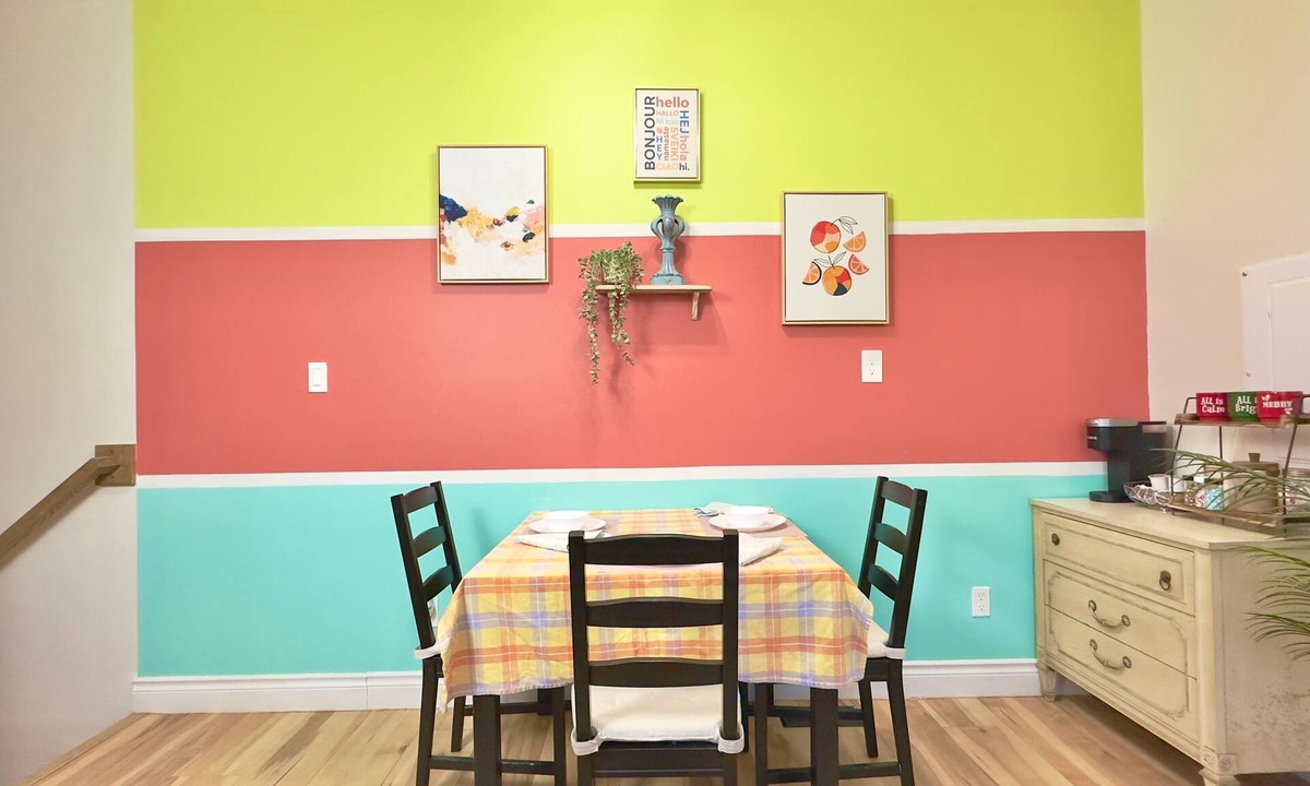 Port Colborne Apartment | Sunny 2BR Family Stay Near Beach and Canal