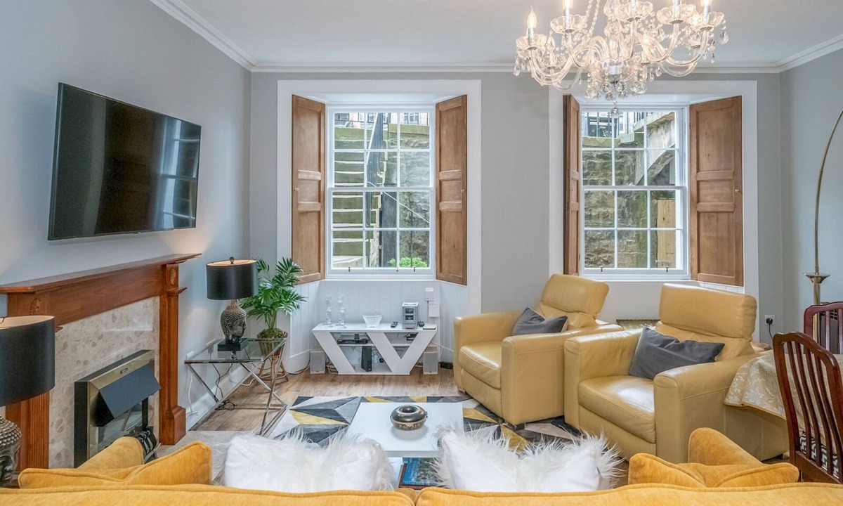 New Town House | Superb 3Beds House in Chic area of the City Centre - Pass the Keys