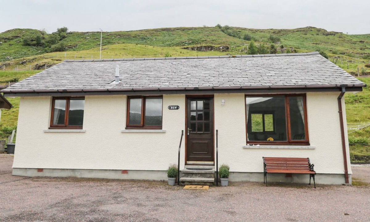 Loggie Cottage | THE BEN in Ullapool
