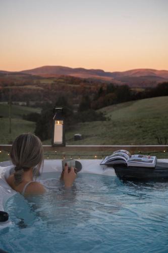 Saint John's Town of Dalry House | The Byre, Summerhill Farm Stays