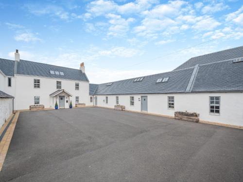 Ayr House | The Byre - Uk45343