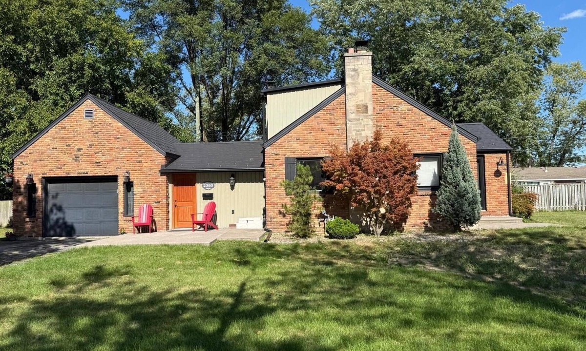 Windsor House | The charm and aesthetic of county living right in South Windsor