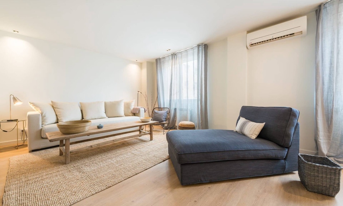 Palos de la Frontera Apartment | The Double Loft | Designer Loft for 4 Next to Atocha