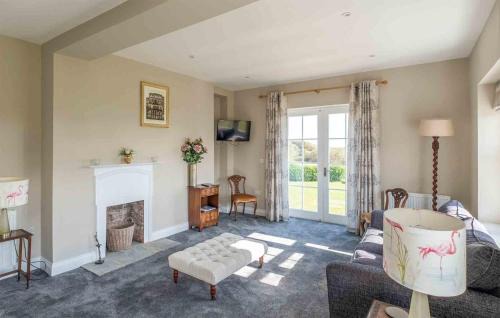 Leiston House | The Dower House
