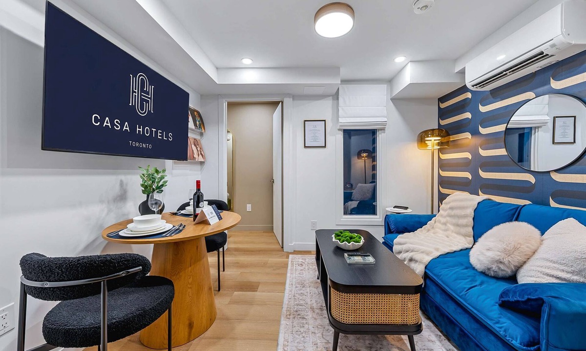 Grange Park Hotel | The Mccaul Cozy Basement Near Major International Sporting Event