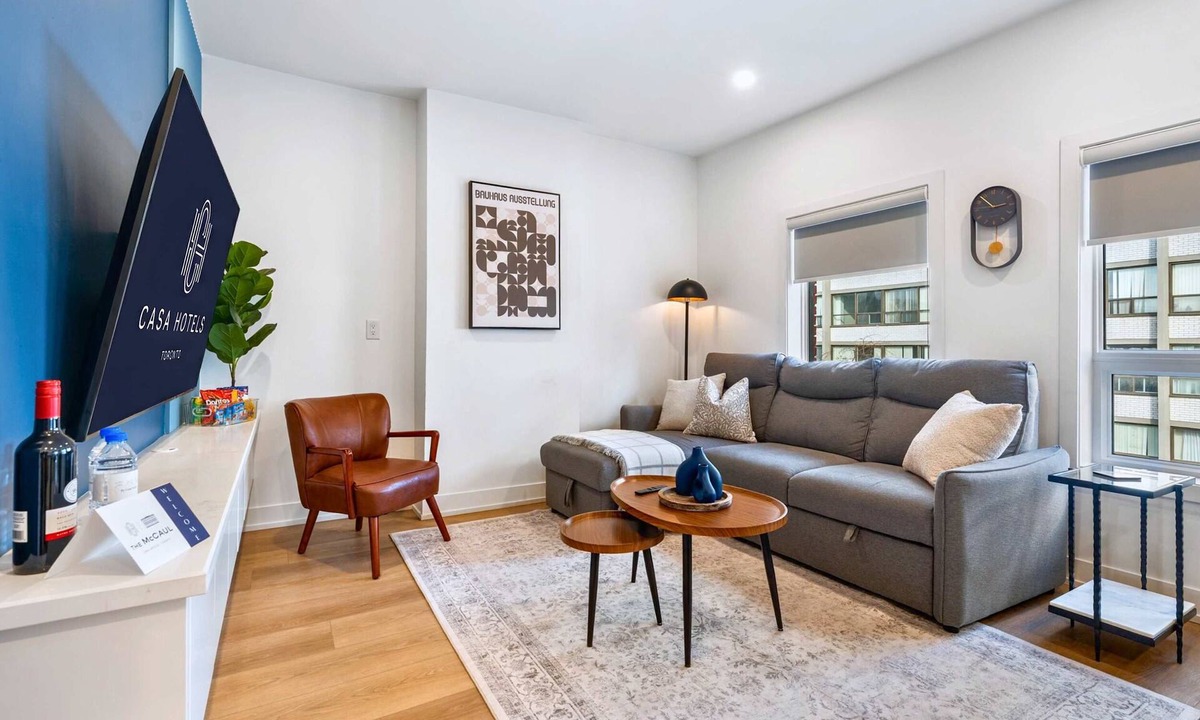 Grange Park Hotel | The McCaul | Cozy DT Suite near MAJOR INTERNATIONAL SPORTING EVENT 2026