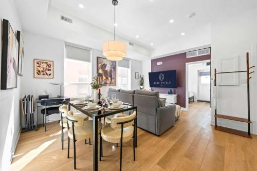 Grange Park Hotel | The McCaul Spacious Suite Near Chinatown