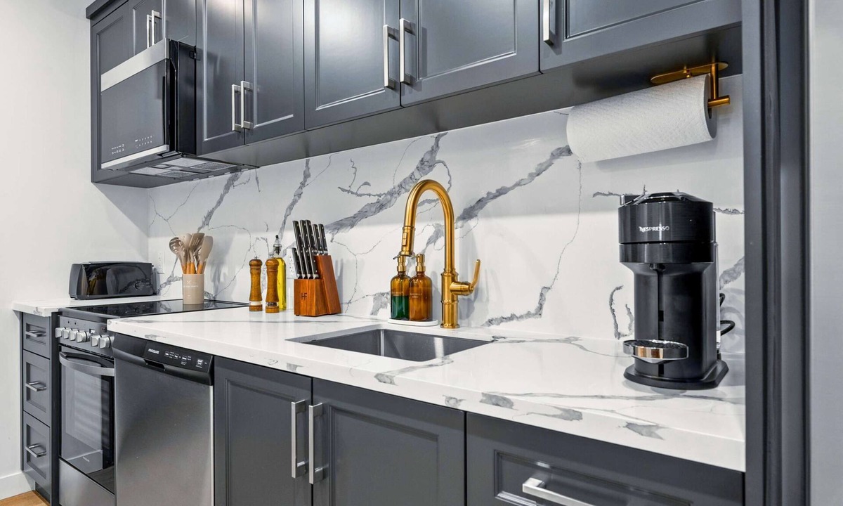 Grange Park Hotel | The Mccaul Urban Retreat Near Kensington Market