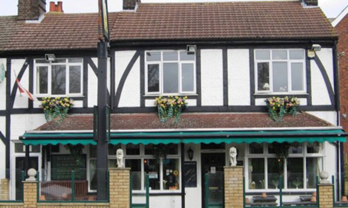 Dunstable Hotel | The Pheasant Inn