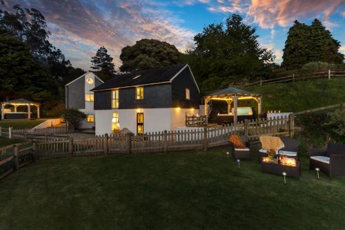 Saltash House | The Roost