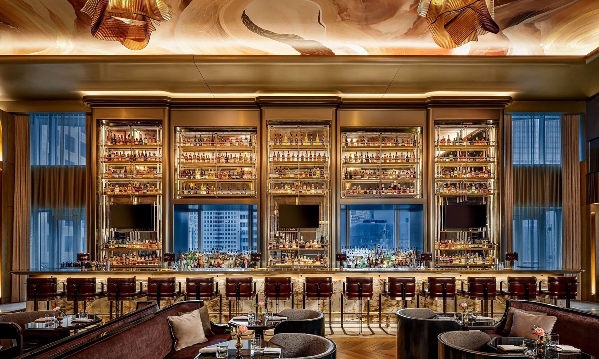 Financial District Hotel | The St. Regis Toronto