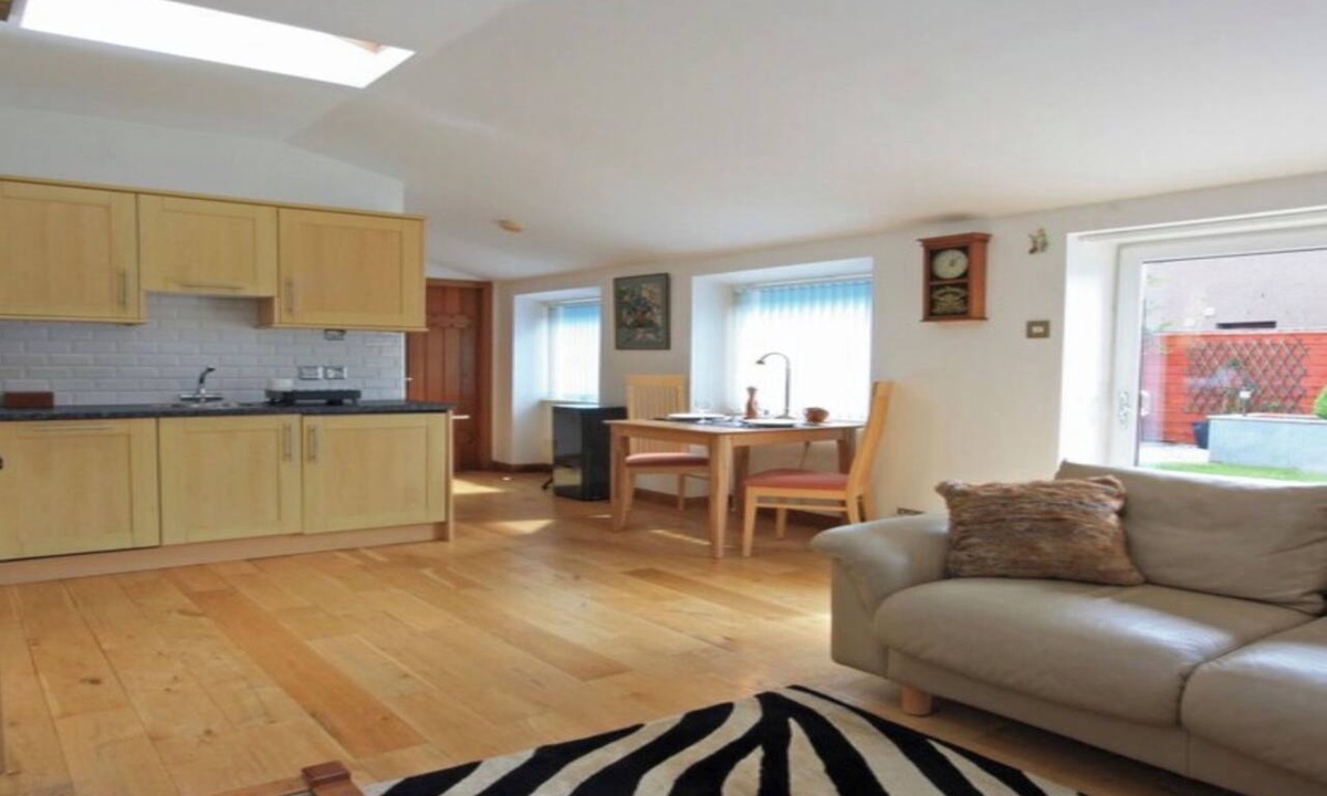 Inverness Cabin | The Steading Luxury Private Place, Free Parking 10mins to Inverness City Centre