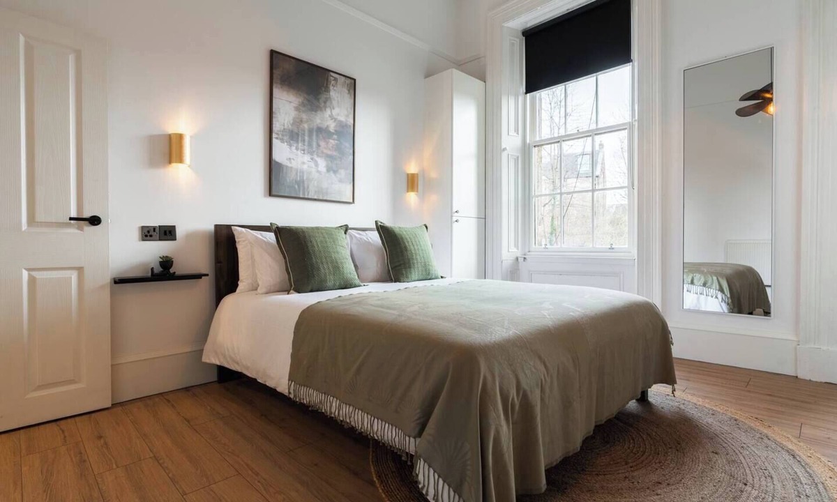 North West Apartment | The West End Retreat - 5* Apartment