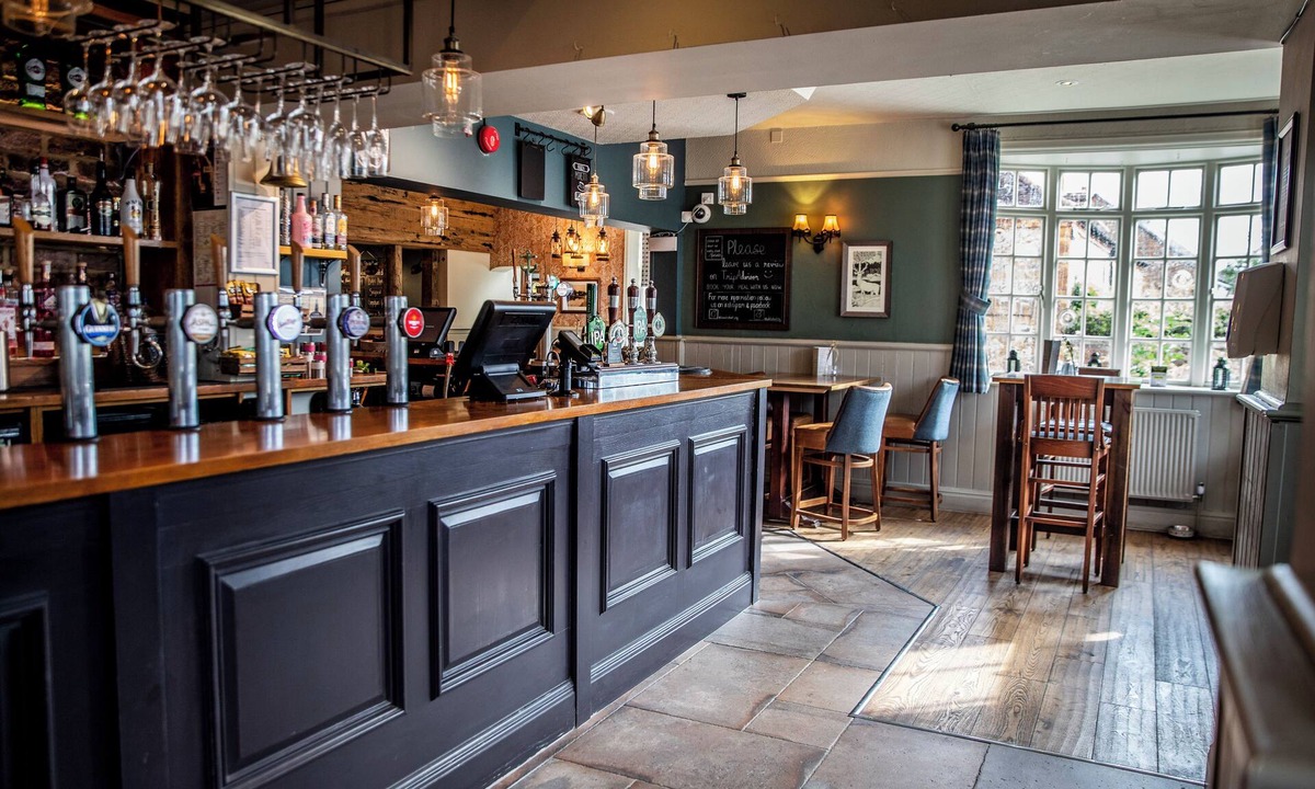 Chalfont St Giles Hotel | The White Hart by Chef and Brewer Collection