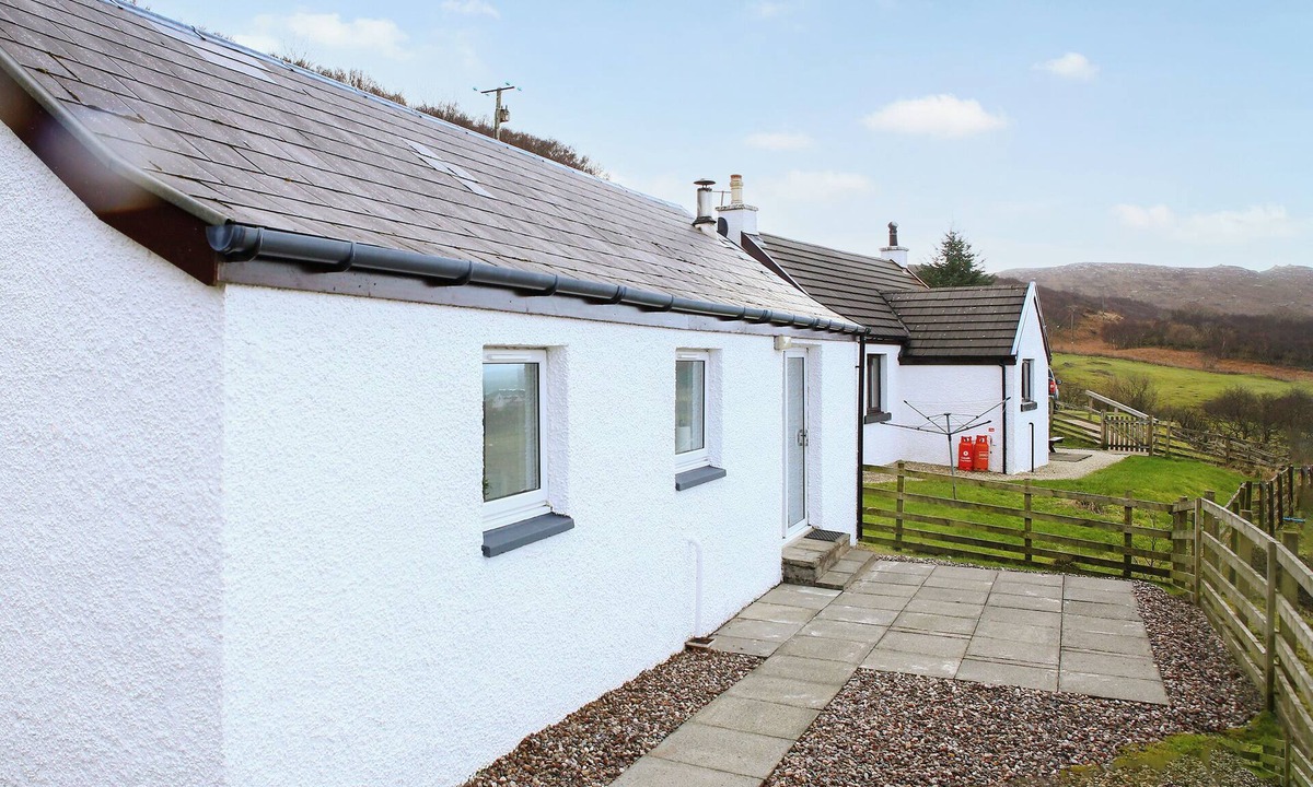 Ardnamurchan Peninsula Cottage | This house was built for two to enjoy.