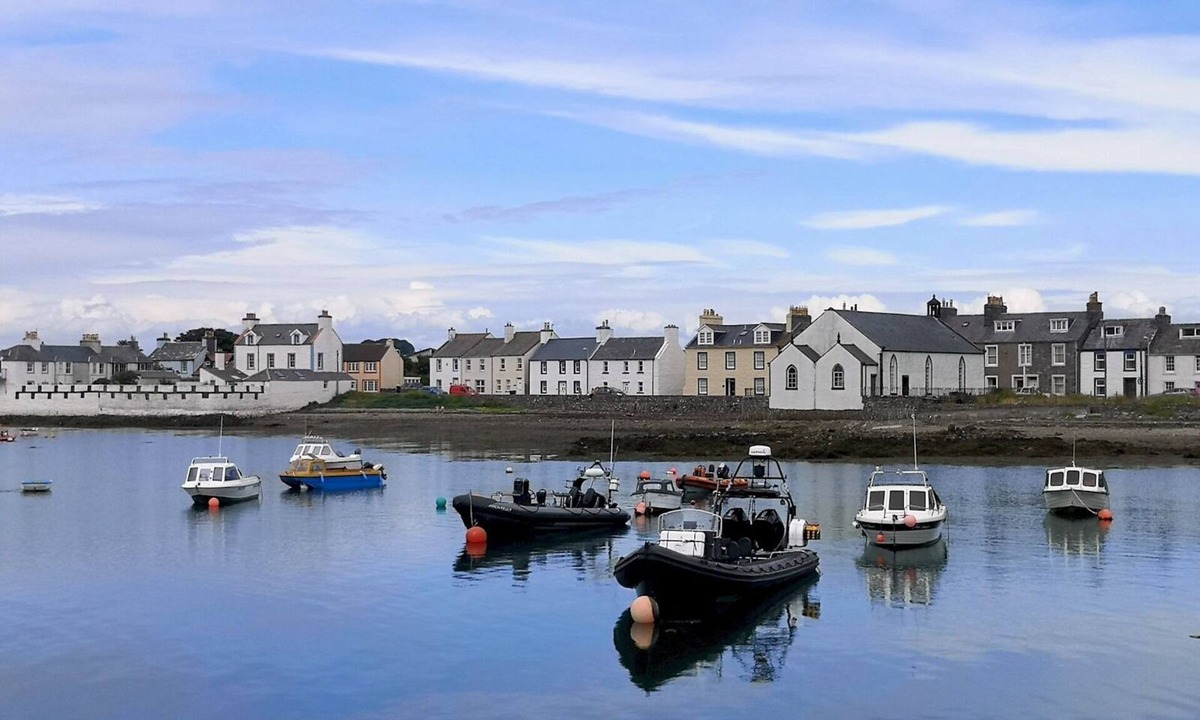 Newton Stewart House | Traditional Cottage with Beautiful Views - Pass the Keys