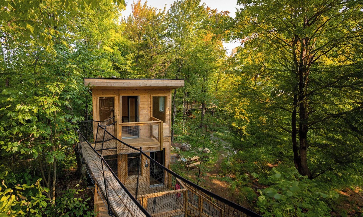 Saint-Faustin-Lac-Carre House | Unique elevated treehouse on Lac Cordon | Lodging #14