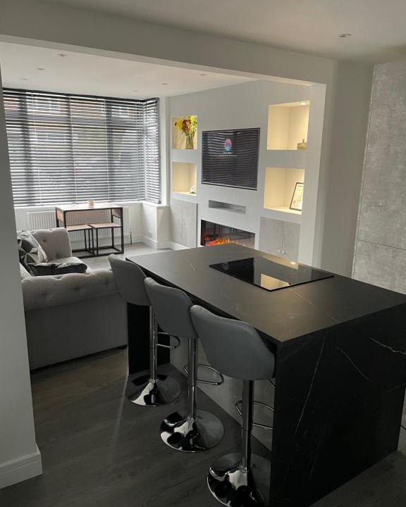 Tea Green House | VA Home Stay - Close to Luton Airport, M1 & A505