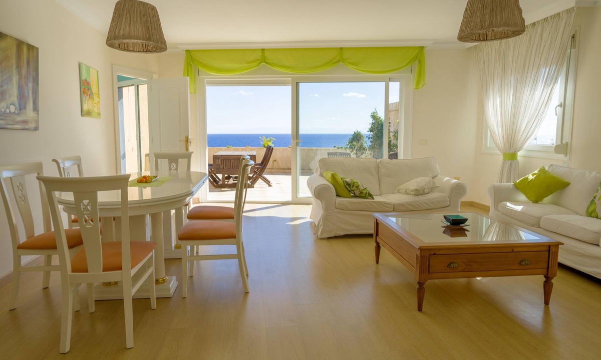 Radazul Apartment | Vacation Apartment La Nea-Radazul