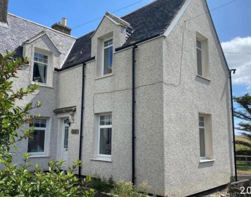 Wick House | Victorian Schoolhouse nc500 3 Bed Parking