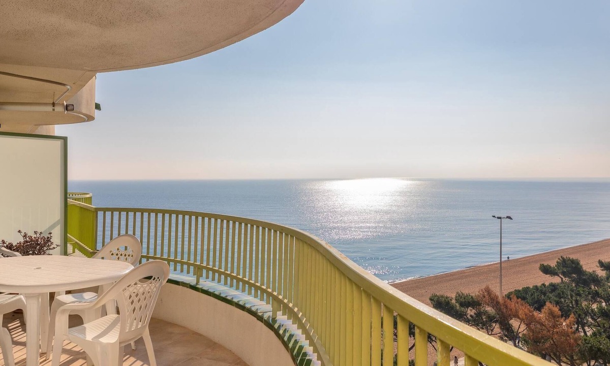 Platja d'Aro Apartment | Views of the Mediterranean in front of the beach