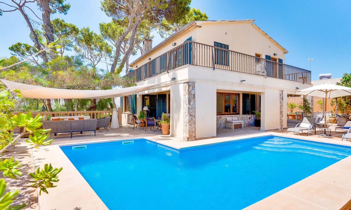 Can Pastilla Villa | VILLA CALA ESTANCIA MERCEDES by PriorityVillas