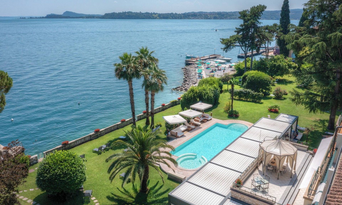 Gardone Riviera Hotel | Villa Capri