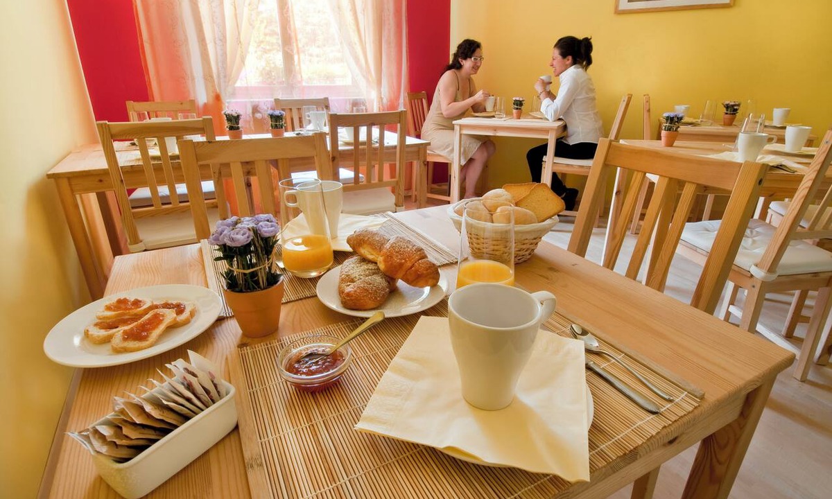 Gozzano Hotel | Villa Ferrari Hotel Garni