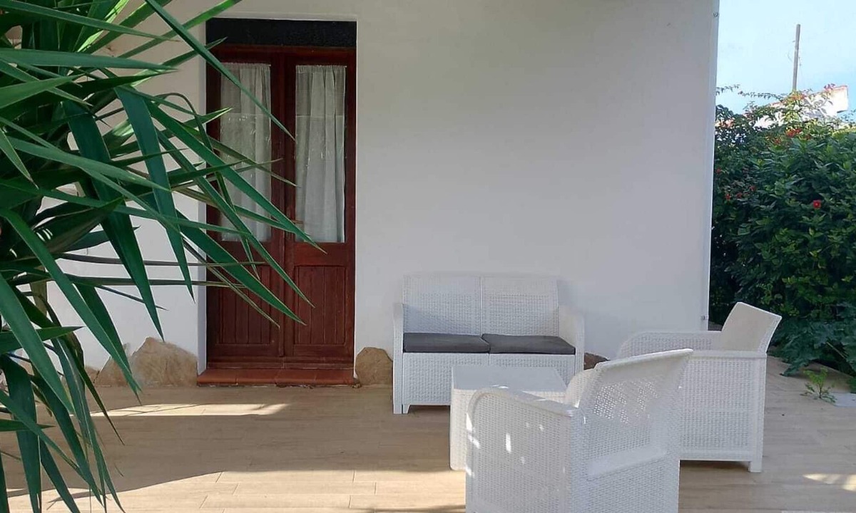 Sant'Anna Arresi Villa | Villa indipendente con giardino